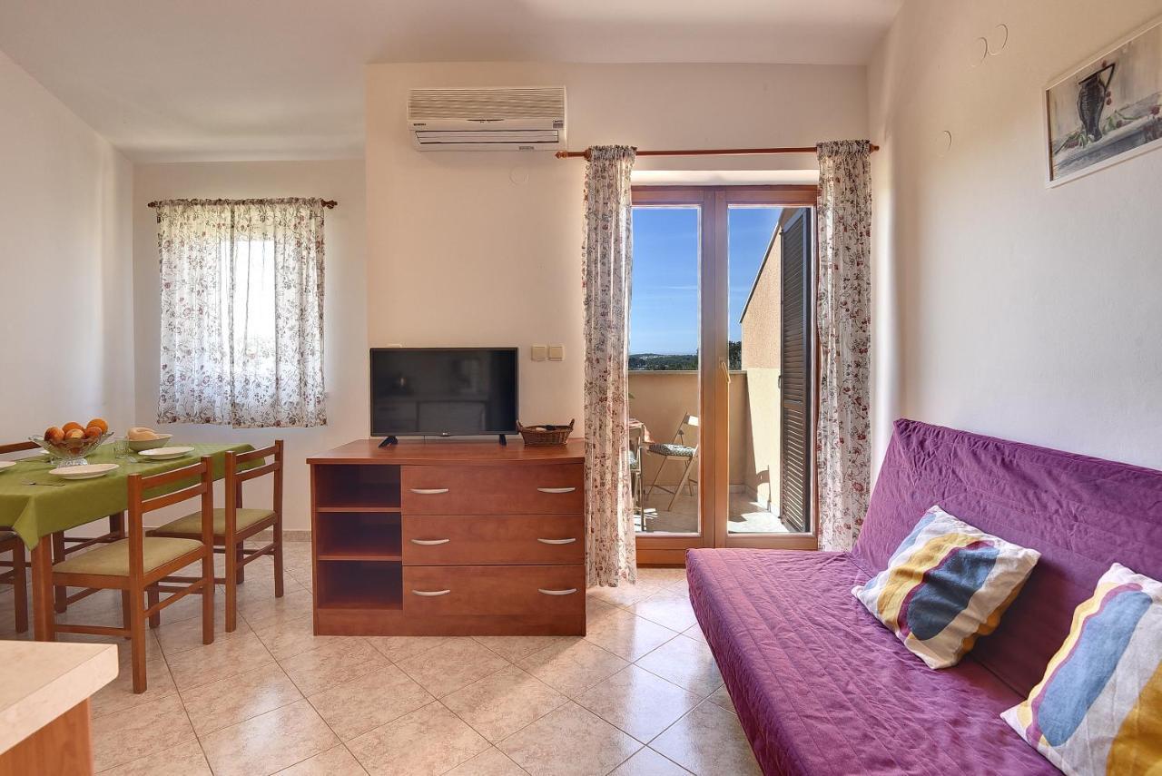 Apartments Ulika ميدولين المظهر الخارجي الصورة