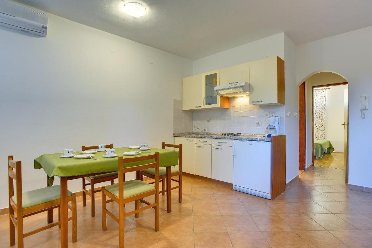 Apartments Ulika ميدولين المظهر الخارجي الصورة